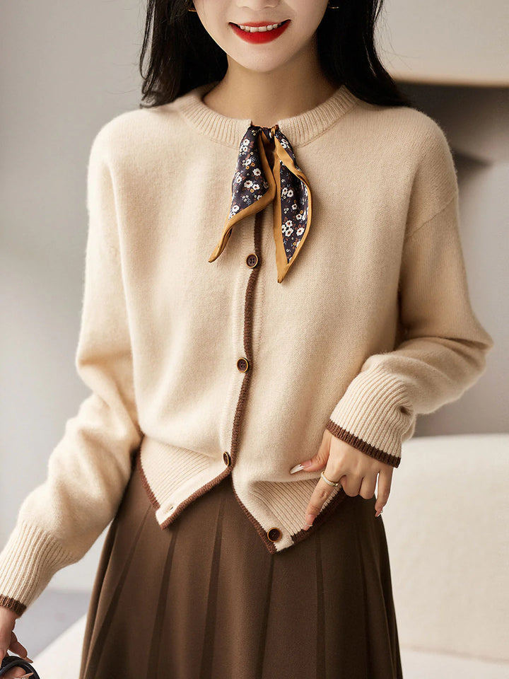 Vintage Crew Neck knitted Cardigan