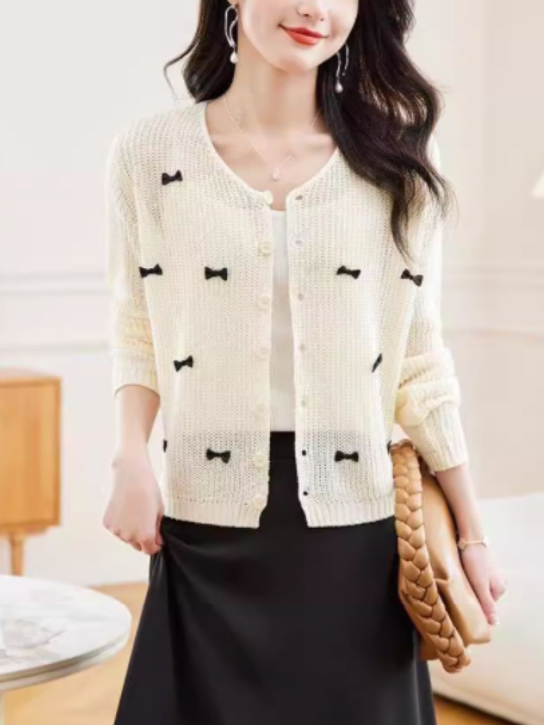 Classic Crew Neck Bow Knitted Top - Green