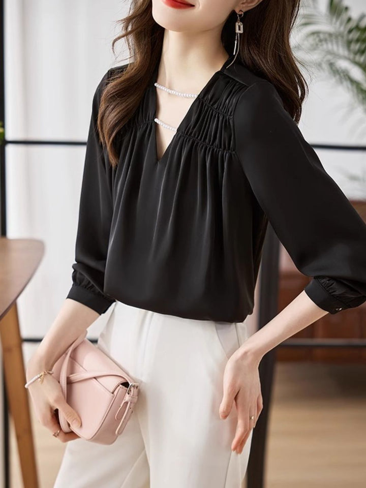 Versatile Pearl Chain Chic Top
