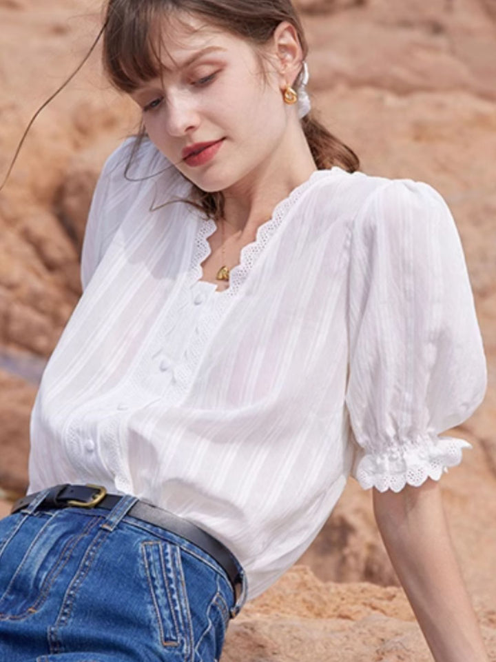 Lace V-neck Short-sleeved Shirt-Black