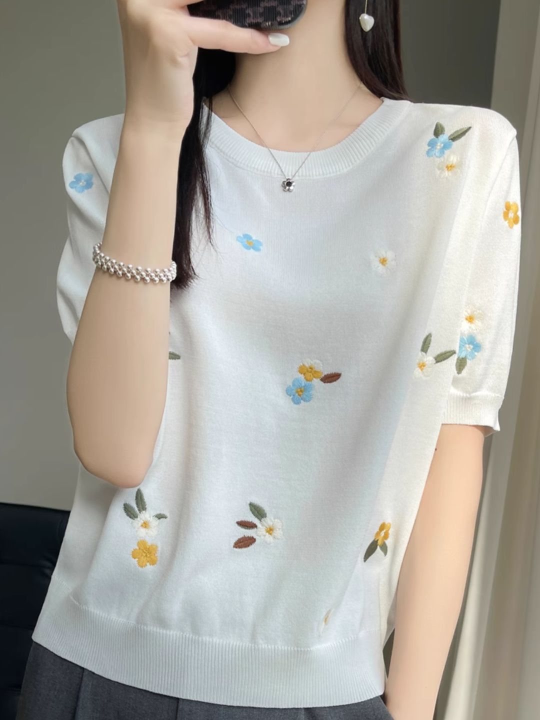 Crew Neck Embroidered Knitted Short Sleeves - Blue