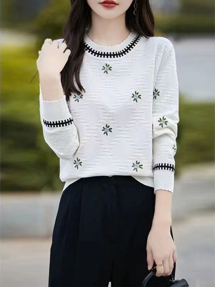 Crew Neck Floral Embroidered Sweater