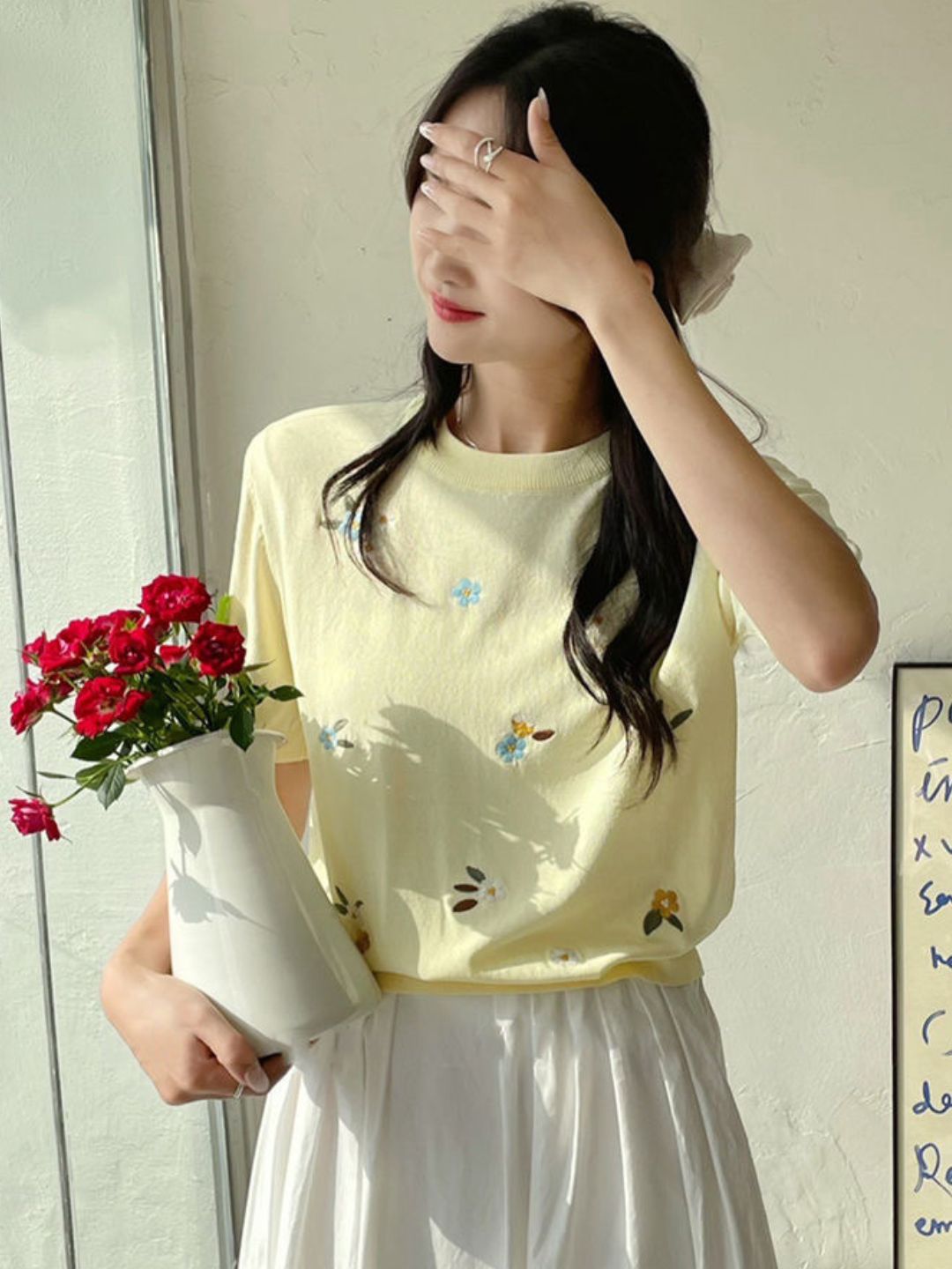 Crew Neck Embroidered Knitted Short Sleeves - Pink