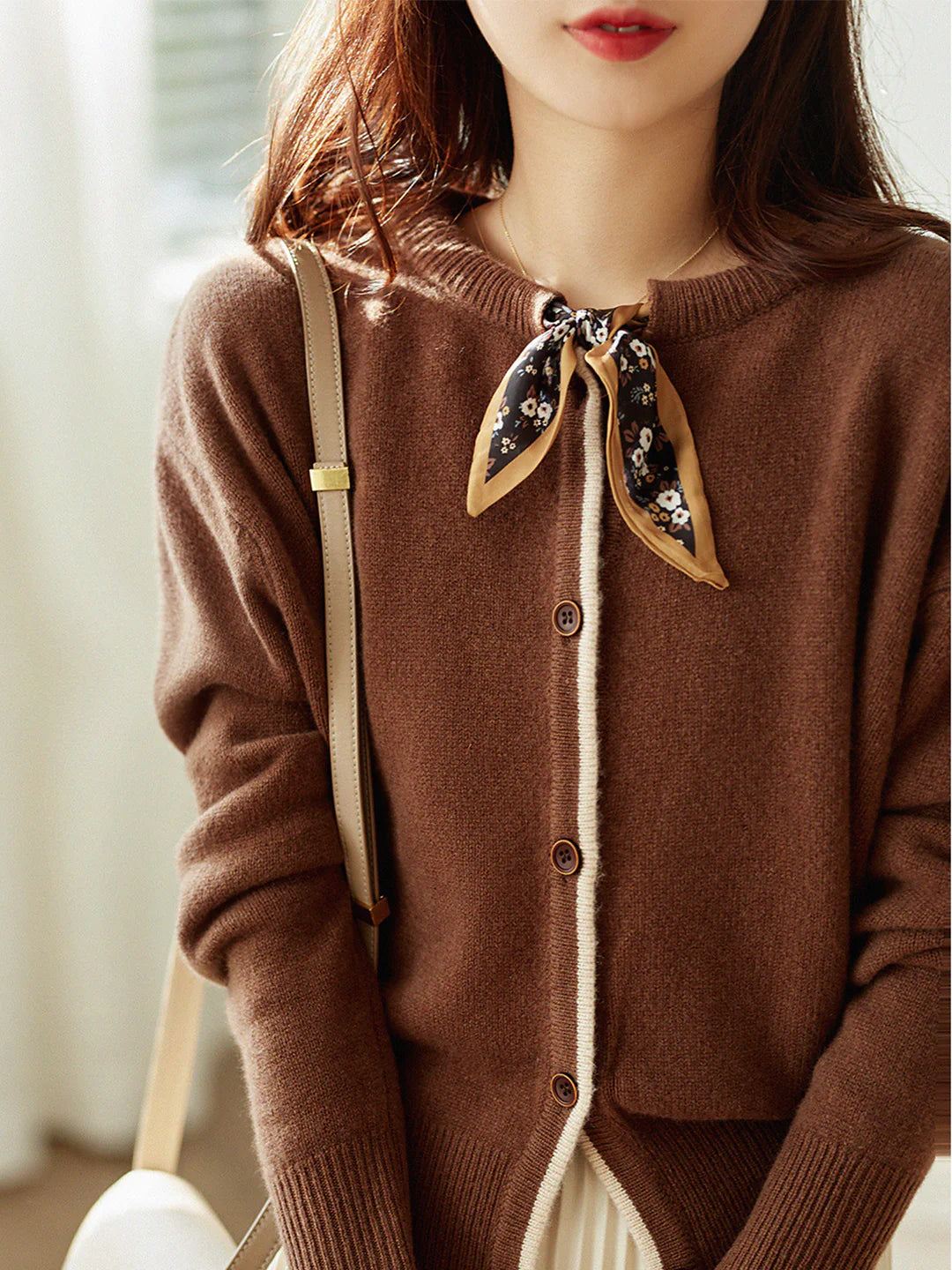 Vintage Crew Neck knitted Cardigan