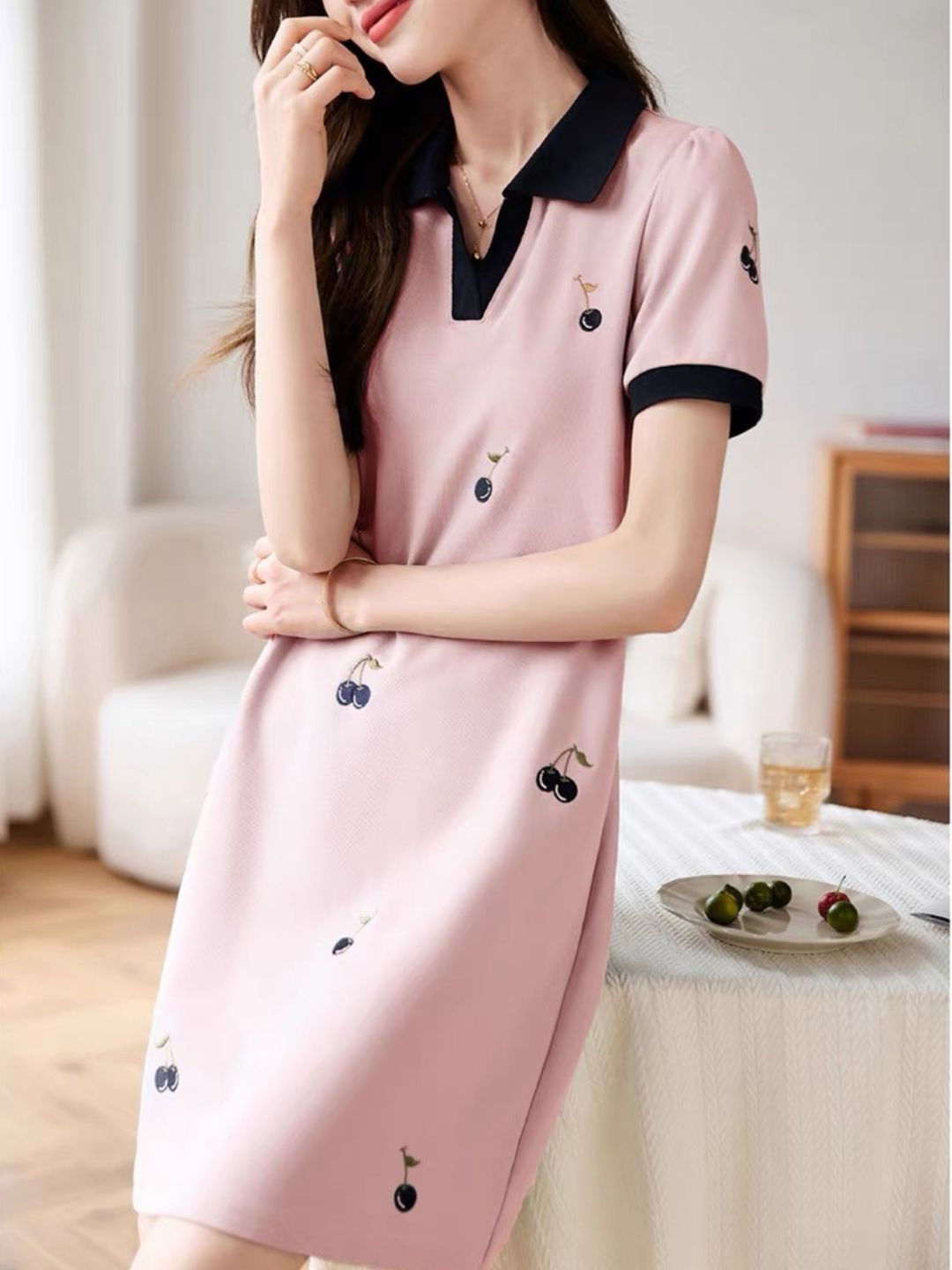 Polo Collar Contrasted Color Stitching Dress