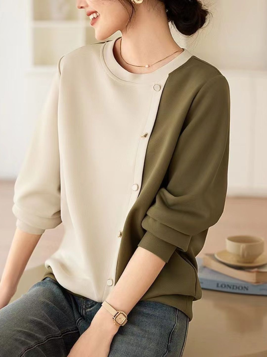 Round Neck Panelled Contrast Top