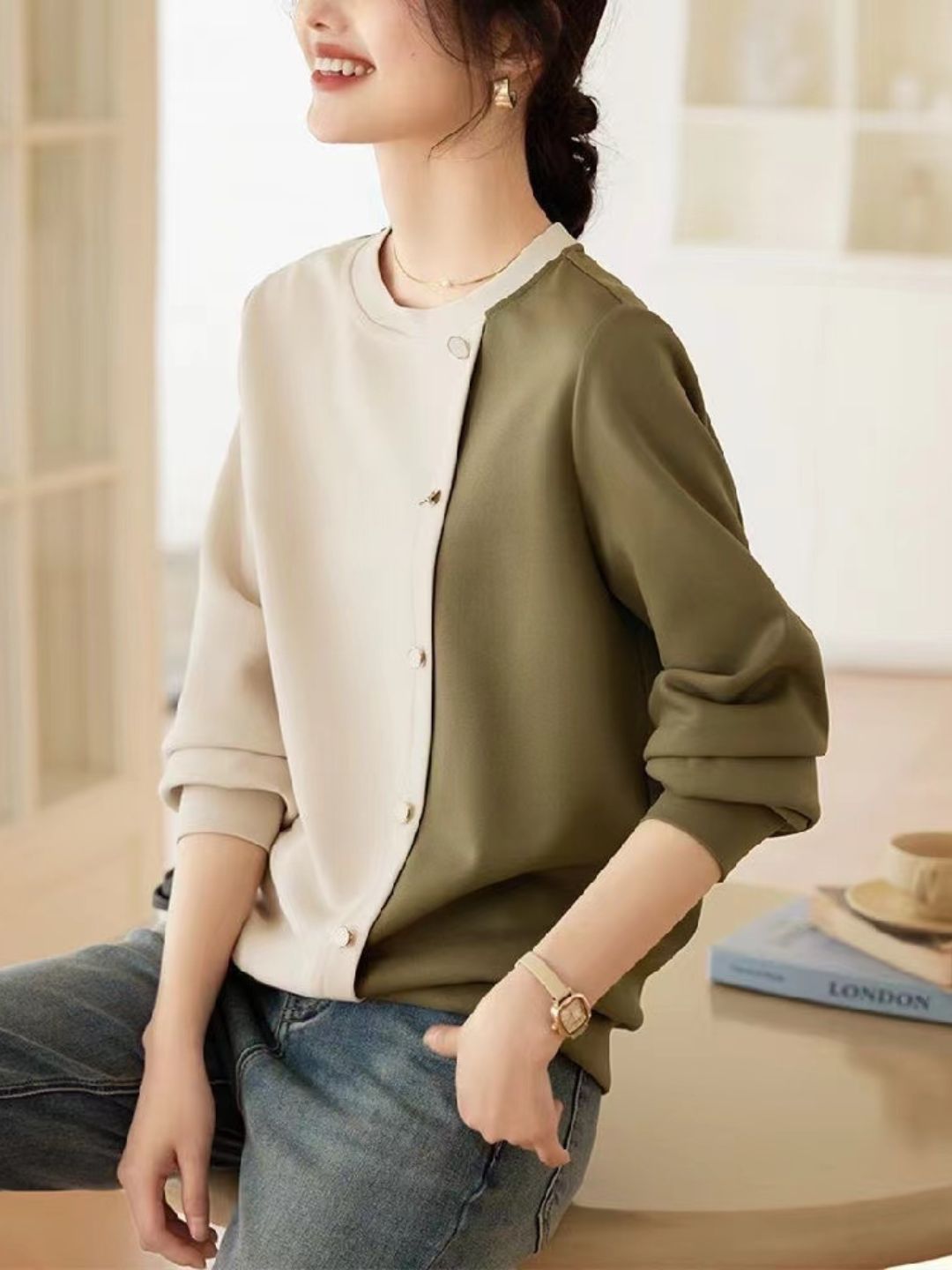 Round Neck Panelled Contrast Top