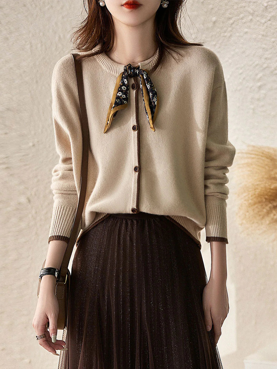 Vintage Crew Neck knitted Cardigan