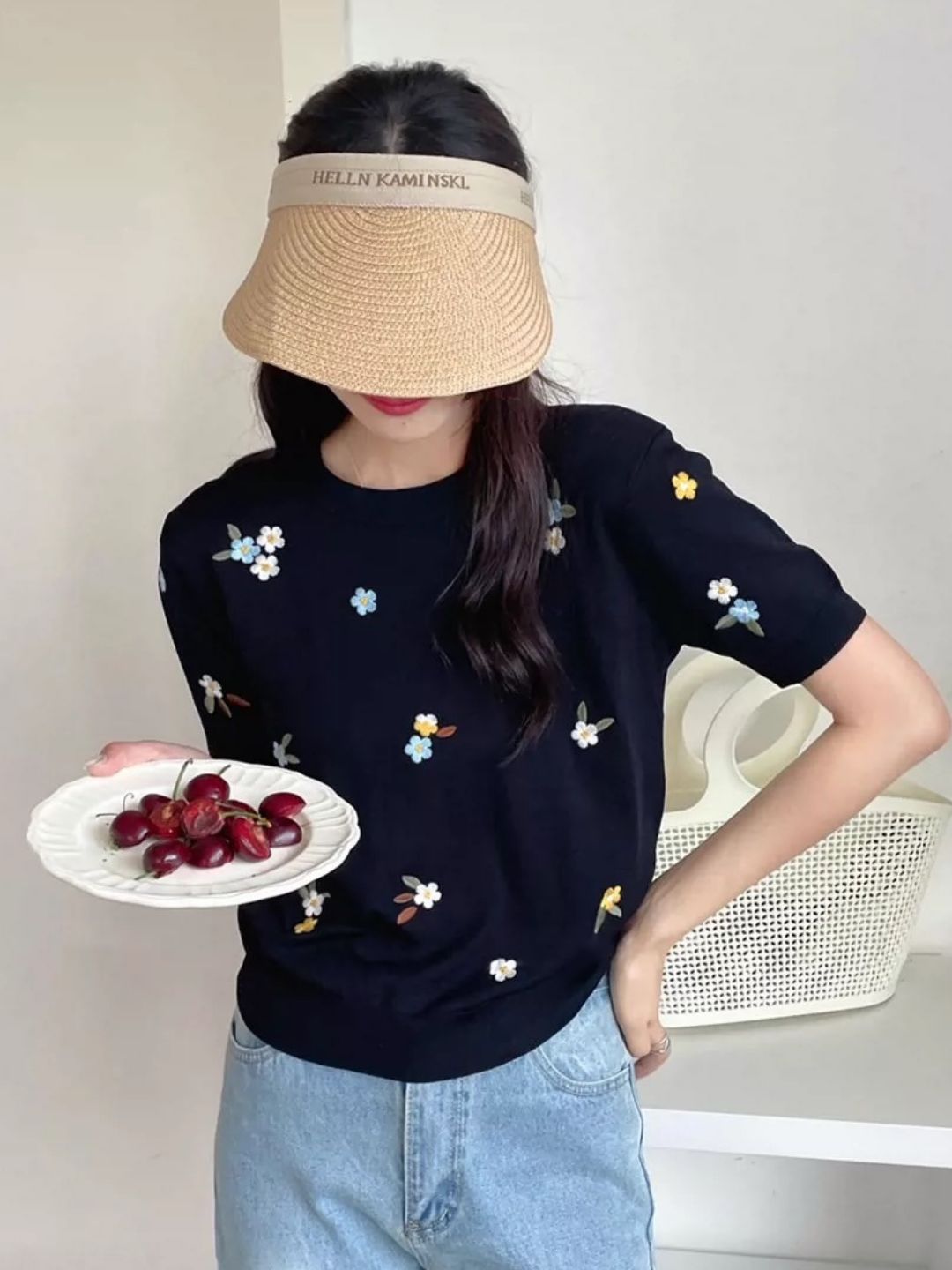 Crew Neck Embroidered Knitted Short Sleeves - Blue
