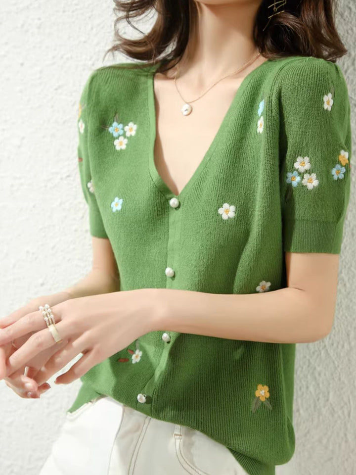 Embroidered Flower Knitted V-neck T-shirt