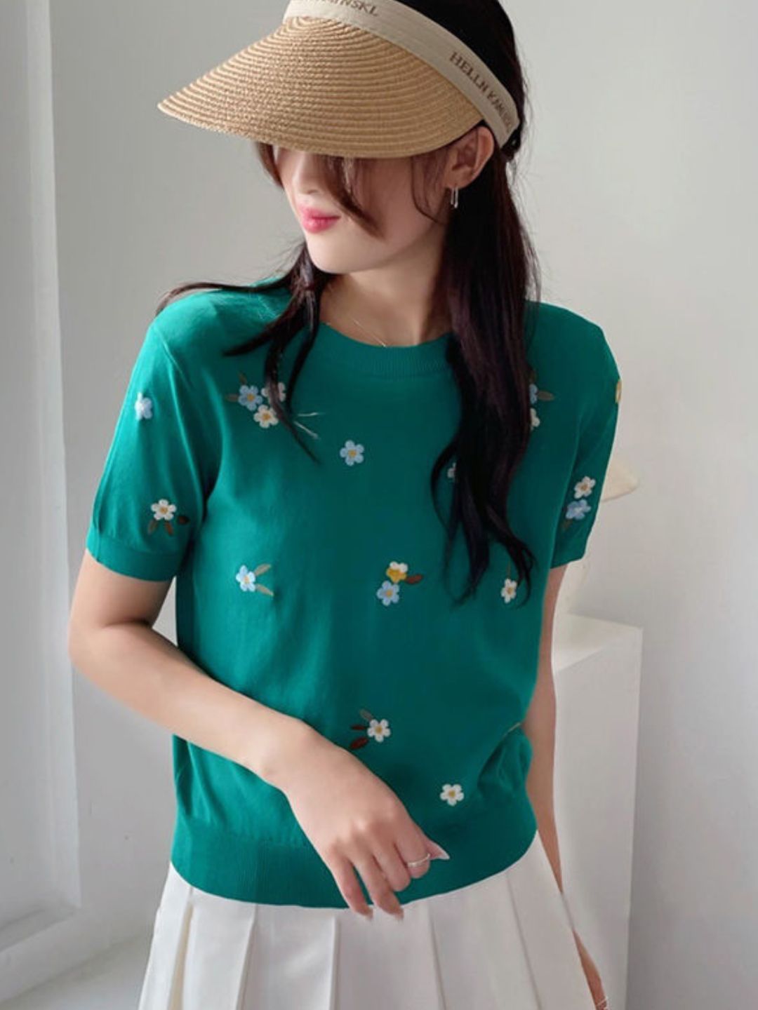 Crew Neck Embroidered Knitted Short Sleeves - Blue